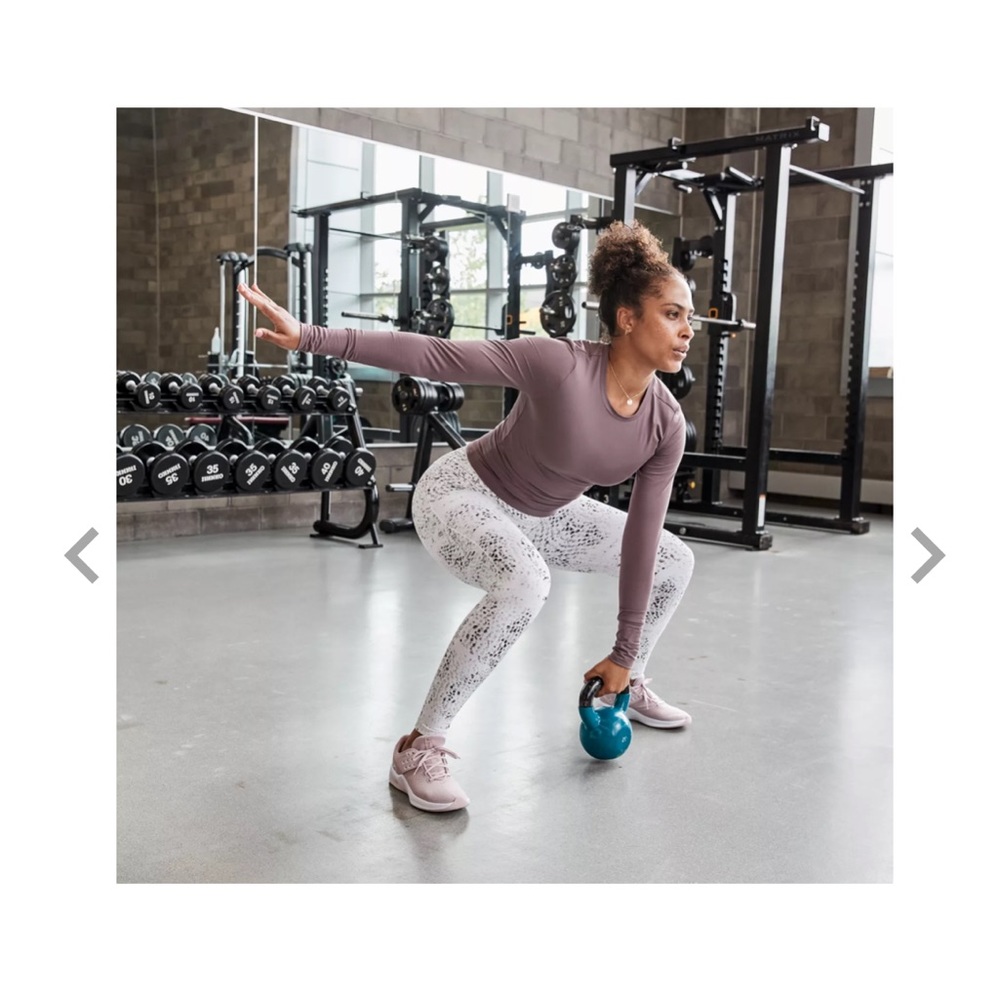 Calia meet and greet long sleeve crop